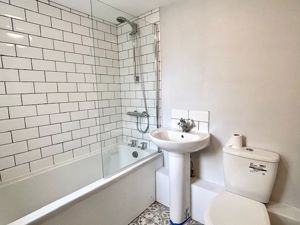 bathroom- click for photo gallery